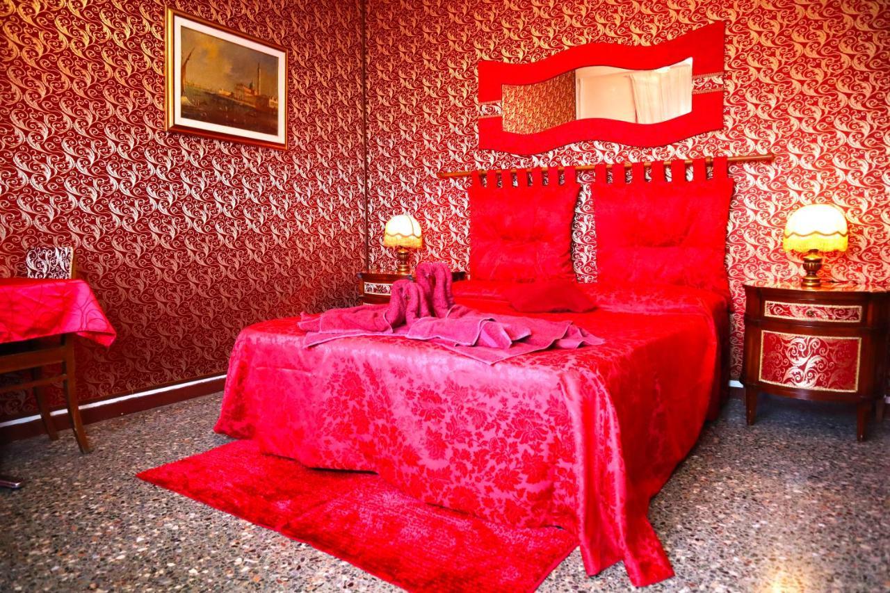 Venice Rainbow Apartment San Marco ภายนอก รูปภาพ